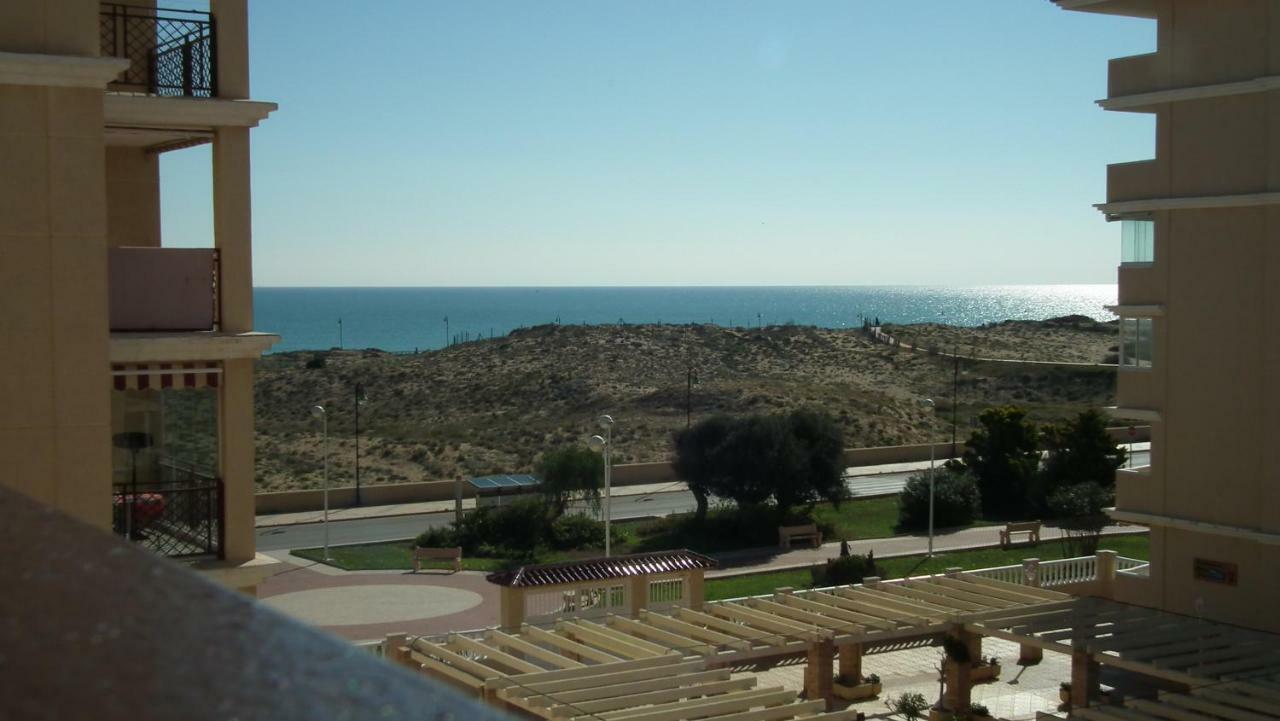 Sea View Apartament La Mata  Bagian luar foto