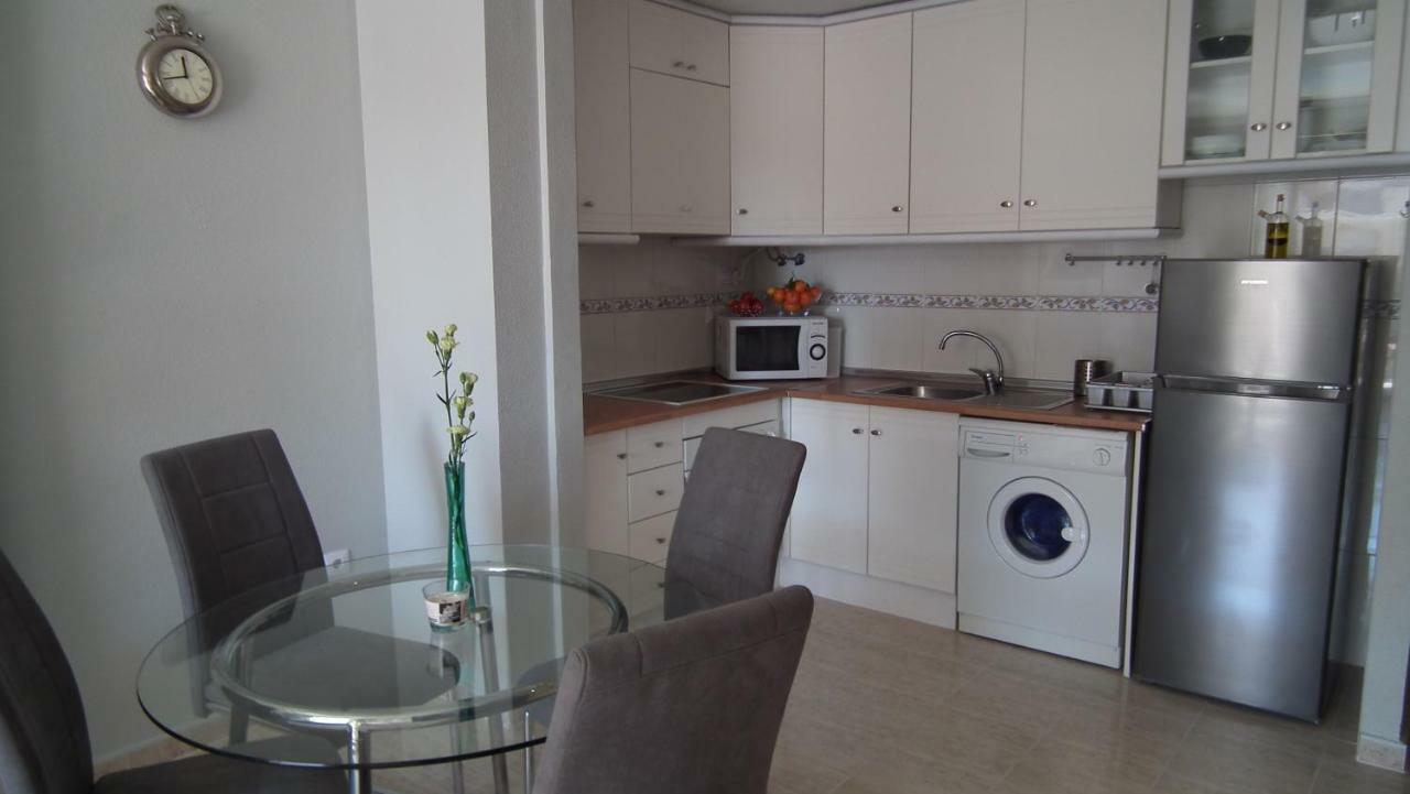 Sea View Apartament La Mata  Bagian luar foto