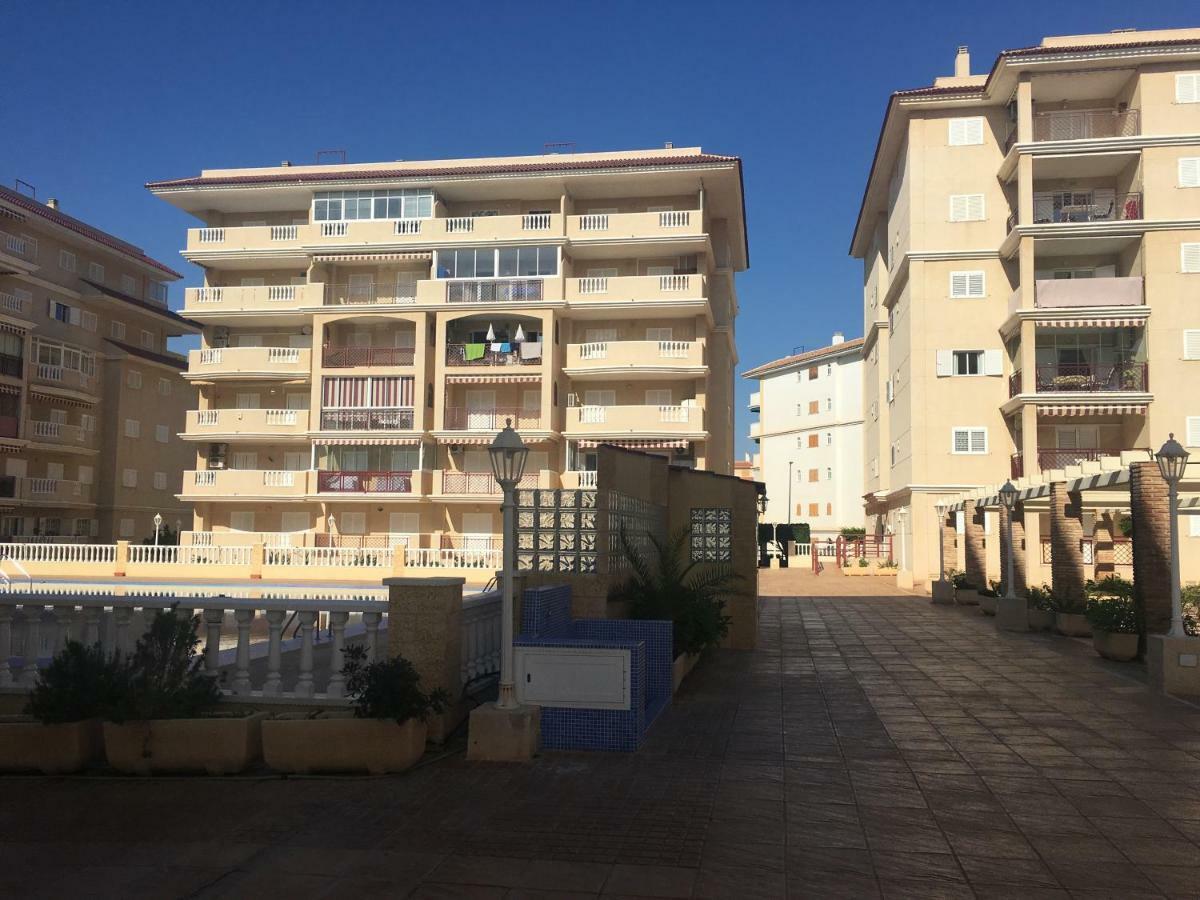 Sea View Apartament La Mata  Bagian luar foto