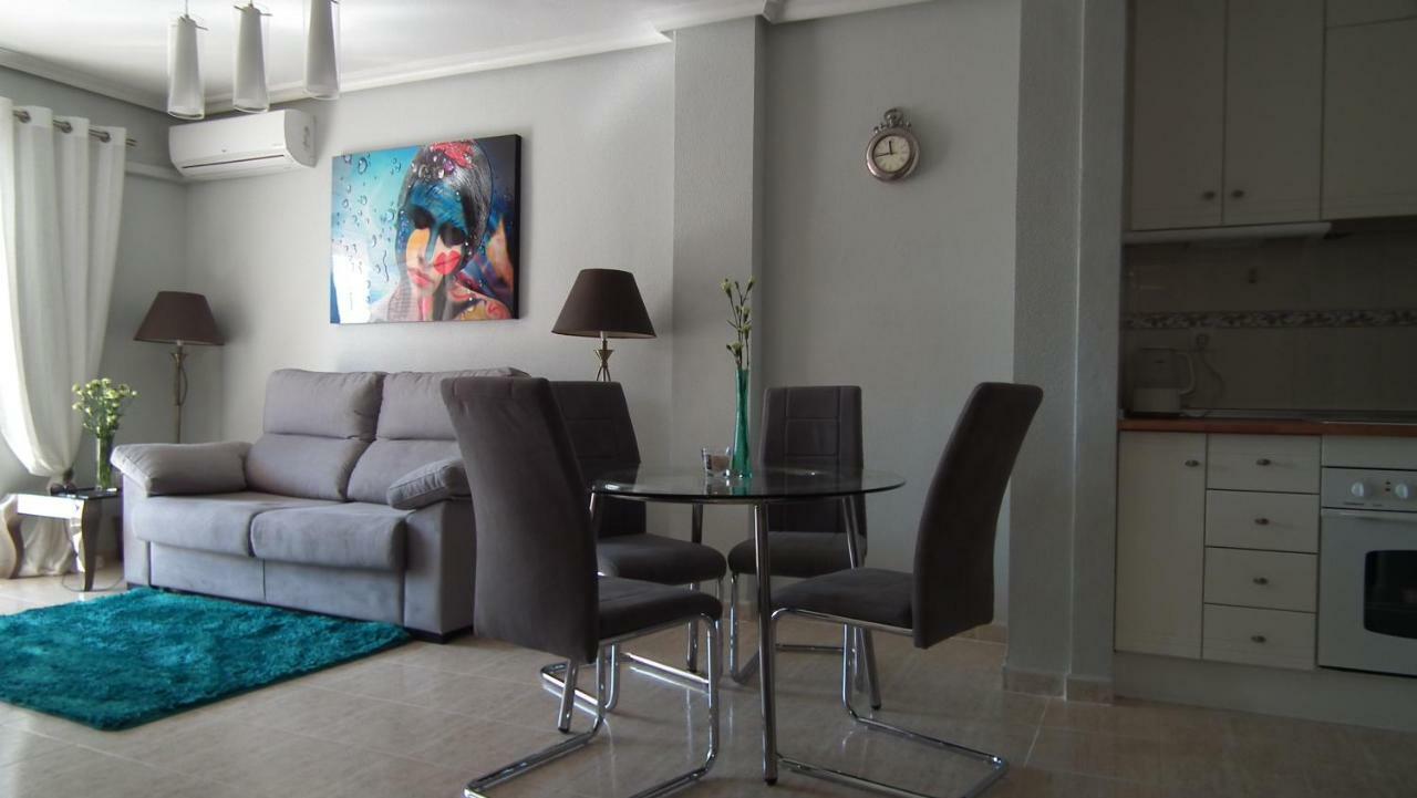 Sea View Apartament La Mata  Bagian luar foto
