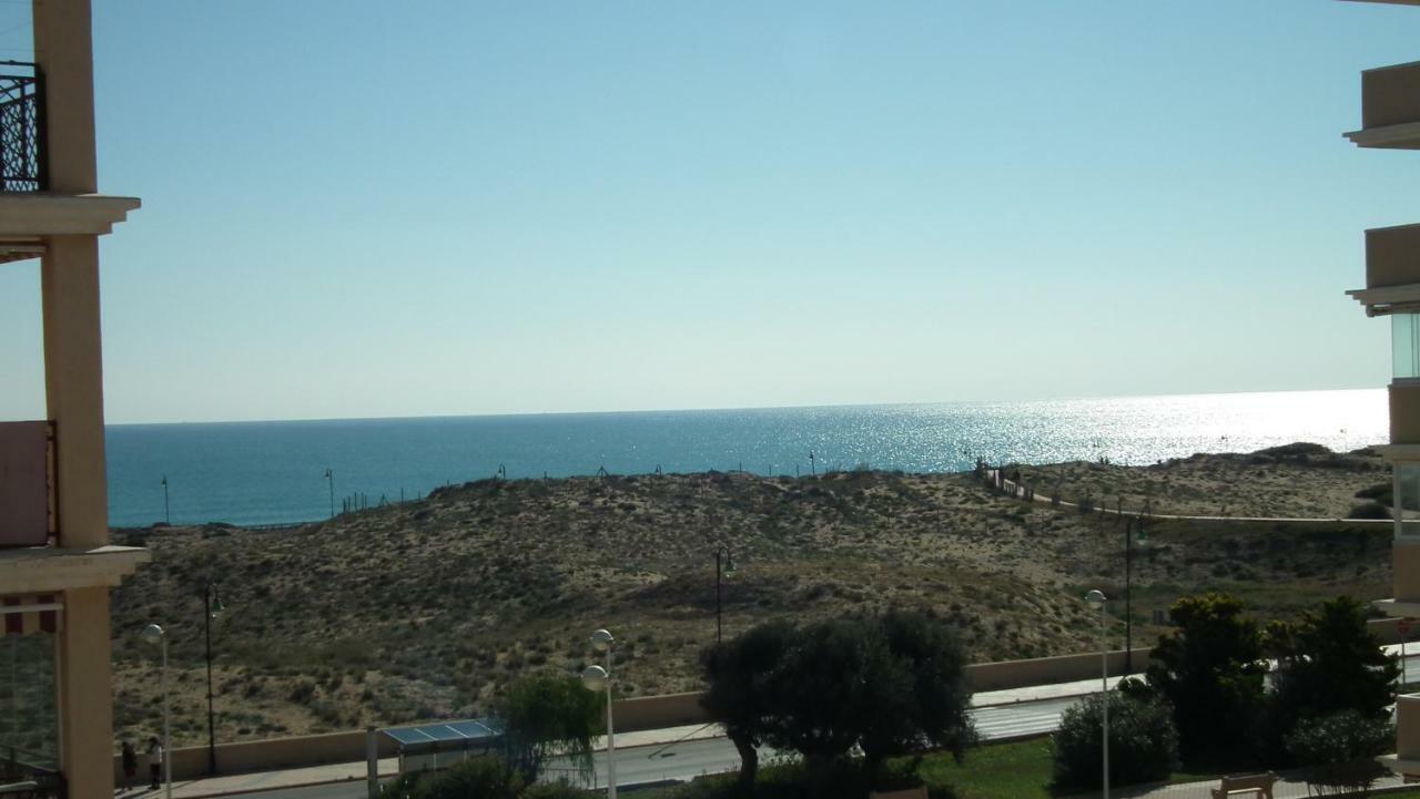 Sea View Apartament La Mata  Bagian luar foto