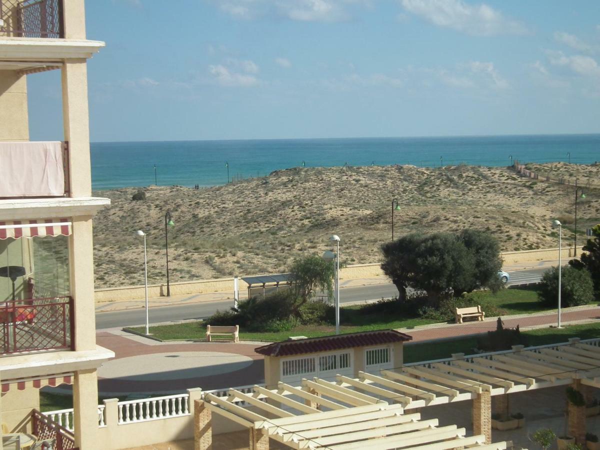 Sea View Apartament La Mata  Bagian luar foto